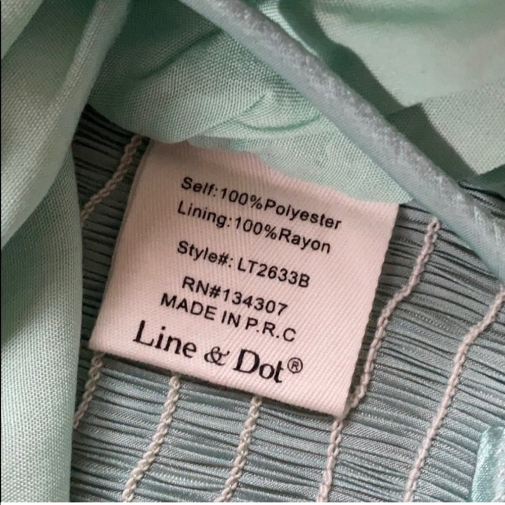 Line & dot Peyton satin blouse size xs - Picture 8 of 11